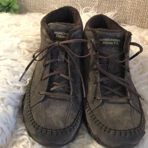 Sketchers Relaxed Fit.  Low Ankle Boots